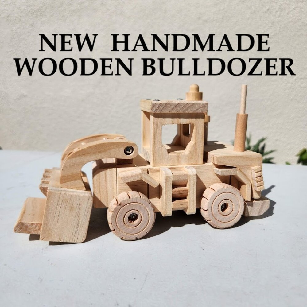 NEW HANDMADE Wooden Bulldozer Toy Construction Truck Paint-it-Yourself Craft Han